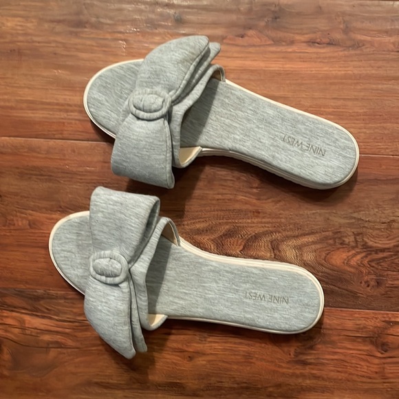 Women's Nine West Sandals - Picture 2 of 4